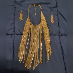 Gold necklace with earrings